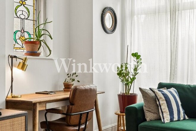 Lansdowne Road, London, N17