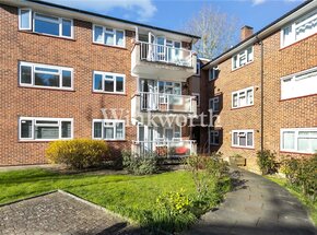 Springbank, London, N21