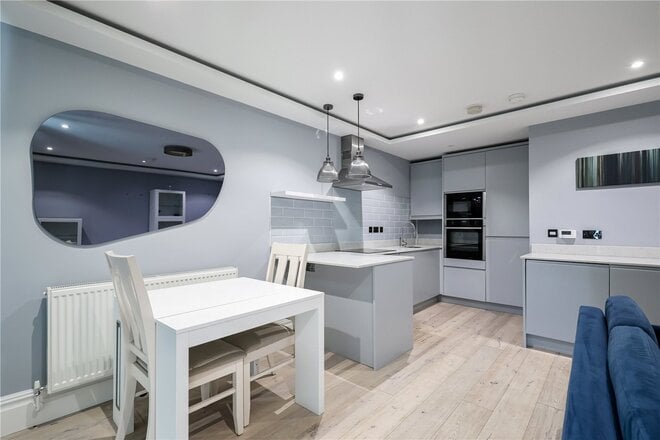 Creffield Road, London, W5