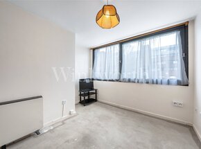 Britten Close, London, NW11