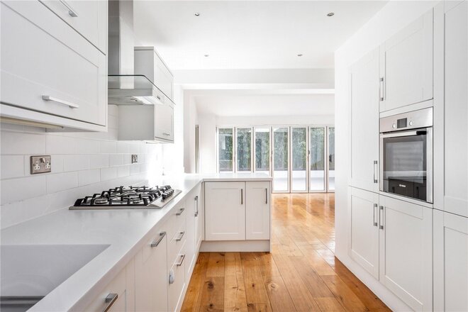 Haldon Road, Southfields, SW18