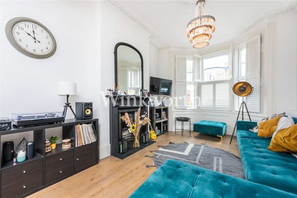 La Rose Lane, London, N15