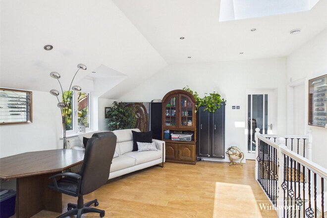 Mustard Lane, Reading, RG4