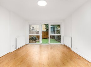 Milton Avenue, London, N6