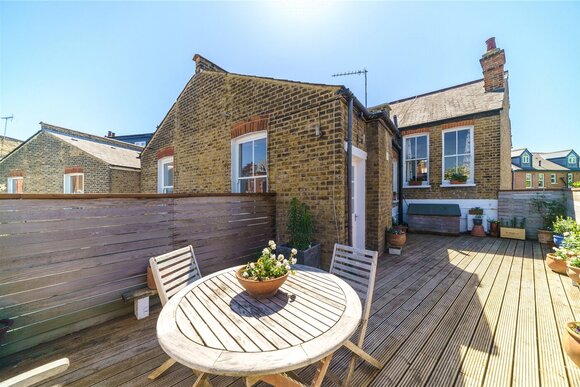 Southfield Road, London, W4