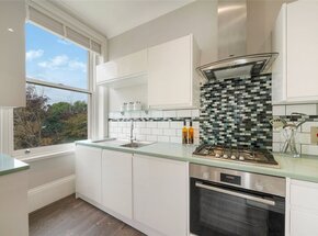 Queens Crescent, London, NW5