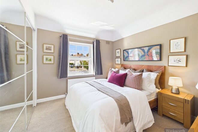 Ferguson Avenue, Surbiton, KT5