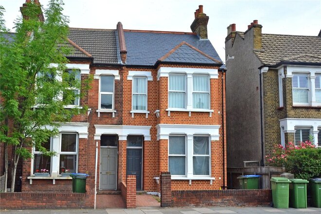 Charlton Road, London, SE3