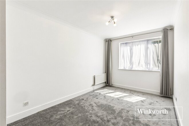 Hendon Lane, London, N3