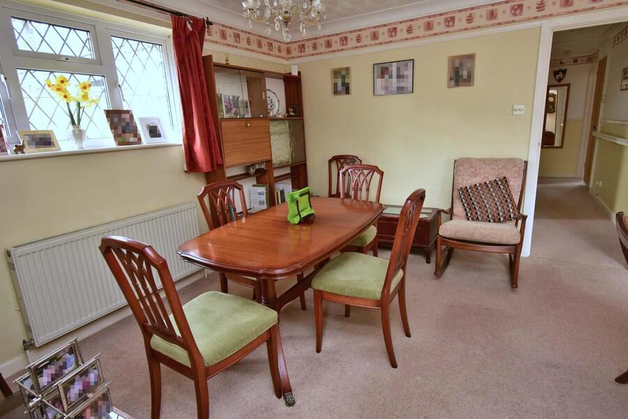 A DINING AREA.JPG