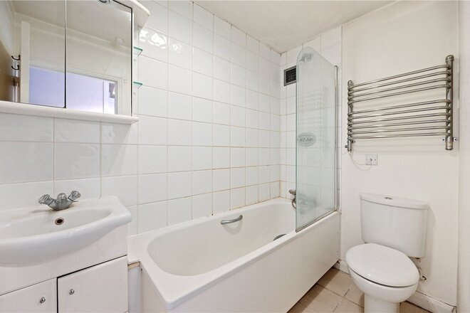 Stirling Court, Marshall Street, London, W1F