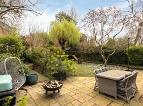 Gwendolen Avenue, London, SW15
