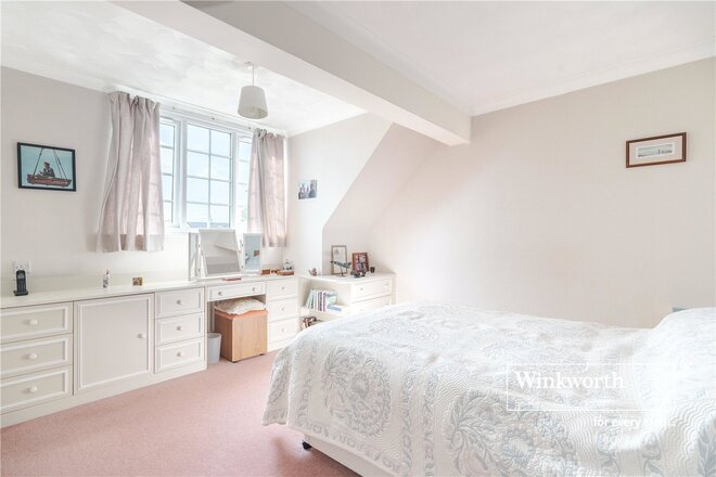 Sunnylands Avenue, Dorset, BH6