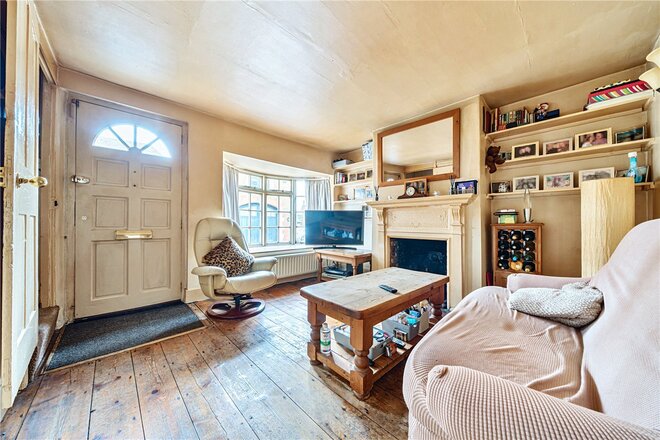 West Street, Surrey, GU9