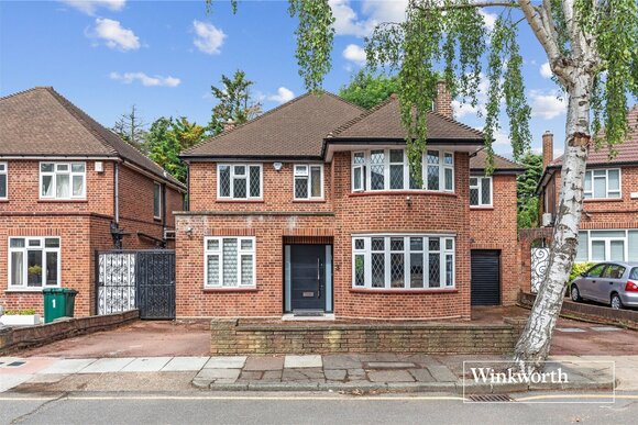 Kingswood Park, London, N3