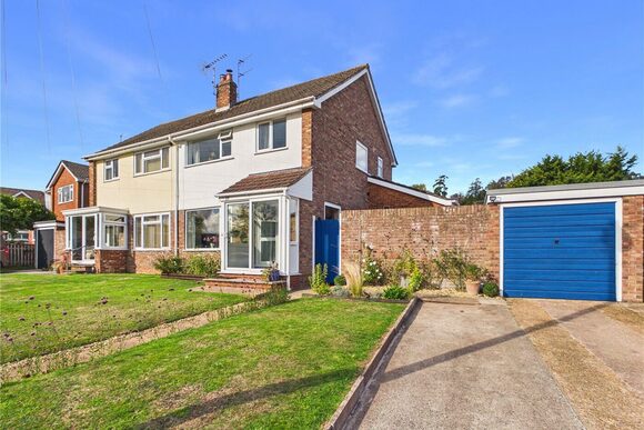 Blagdon Close, Devon, EX17