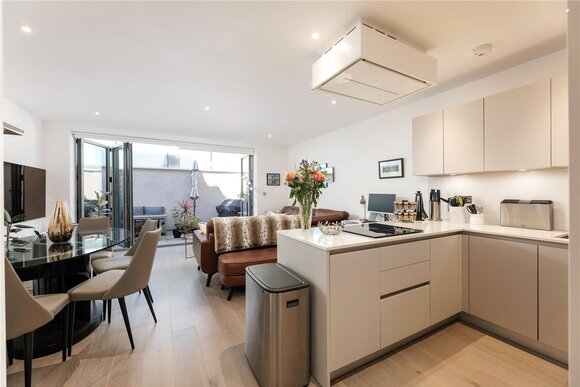 West Hill, London, SW15