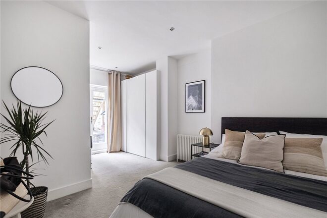 McGregor Road, London, W11