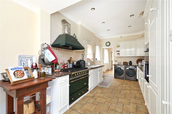 Tring Avenue, Ealing Common, W5