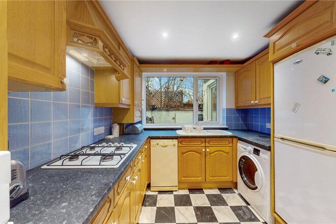 Queens Crescent, London, NW5