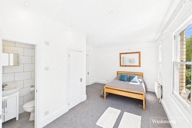Tilehurst Road, Berkshire, RG30