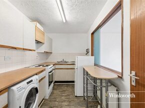 Dale Grove, London, N12