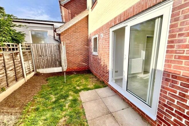 Castleton Road, Essex, SS2