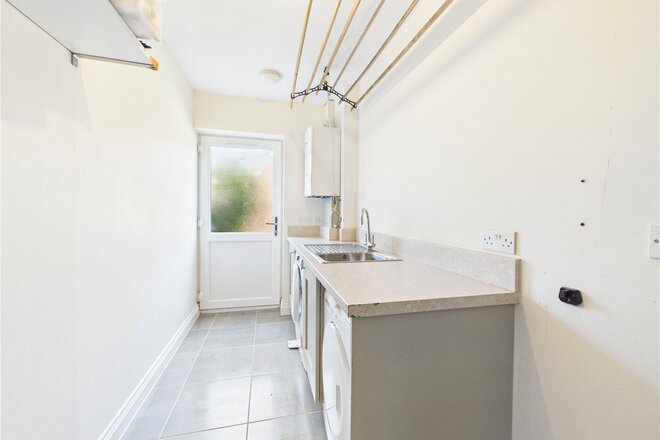 Court Barton Close, Exeter, EX5