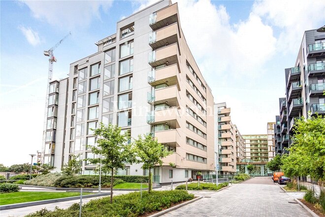 Merlin Heights, London, N17