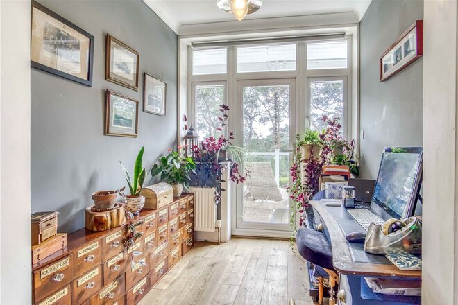 Clifton Road, Poole, BH14