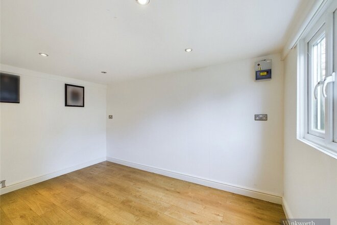 Beresford Avenue, Surbiton, KT5