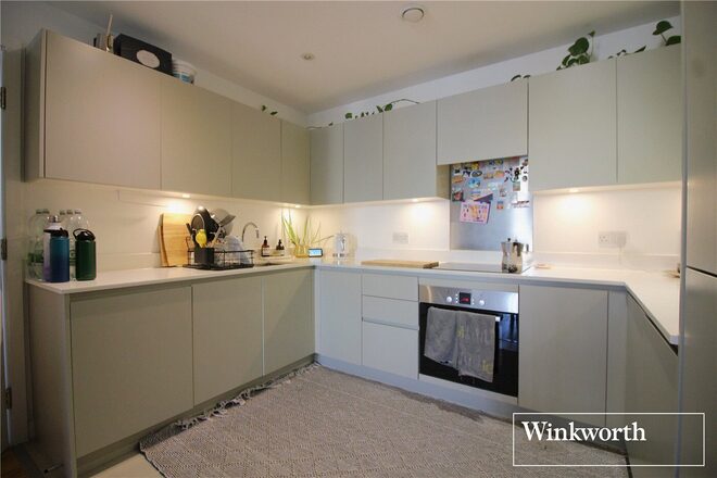 Franklin Court, Borehamwood, WD6