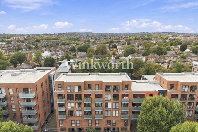 Dovetail Place, London, N15