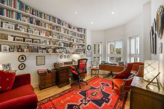 Torriano Avenue, London, NW5