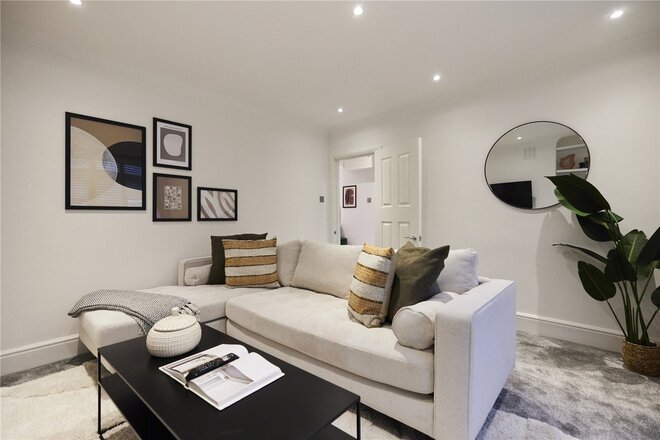 Lordship Lane, East Dulwich, SE22