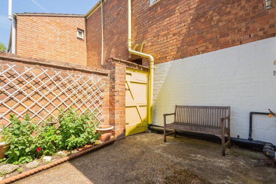 Patio 3