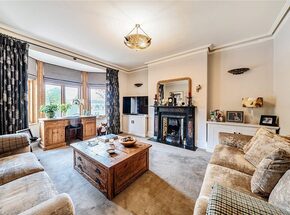 West End Grove, Surrey, GU9
