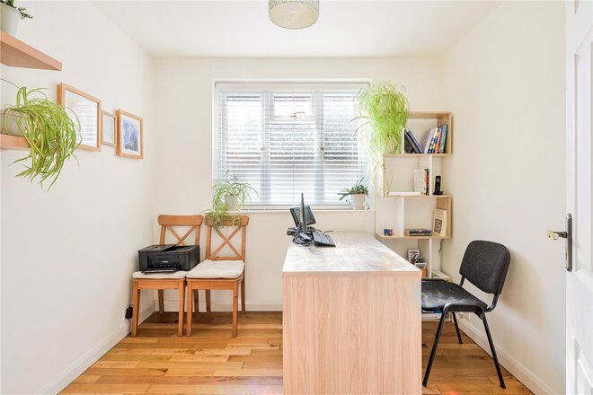 Chipstead Way, Surrey, SM7