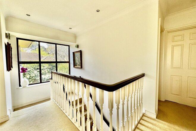Roslin Gardens, Bournemouth, BH3