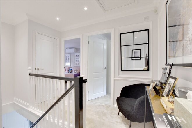 Crosier Close, Blackheath, SE3