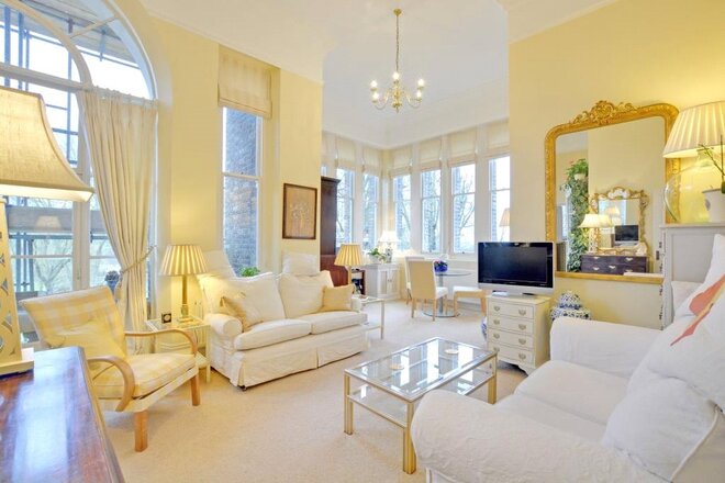 Robertson House, Shooters Hill, SE18