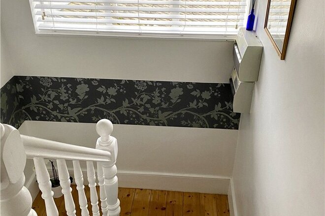 Chalfont Road, London, SE25