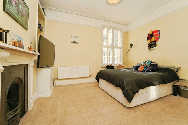 St. Lukes Road, Gloucestershire, GL53