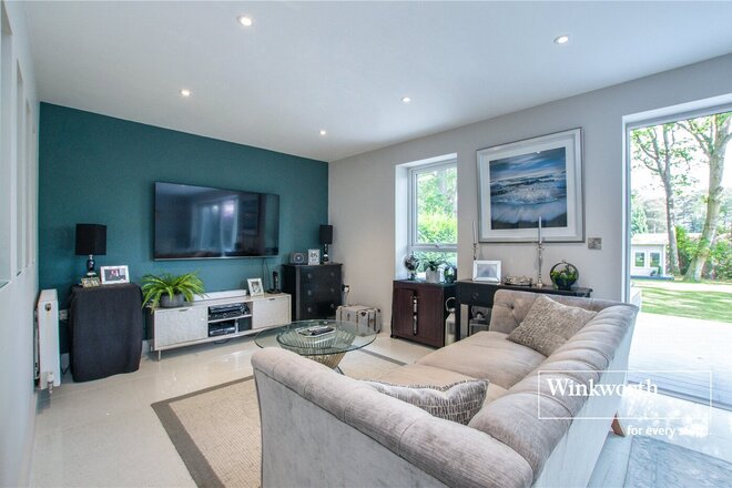 Beaufoys Avenue, Dorset, BH22