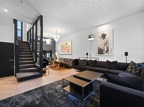 Dunworth Mews, London, W11