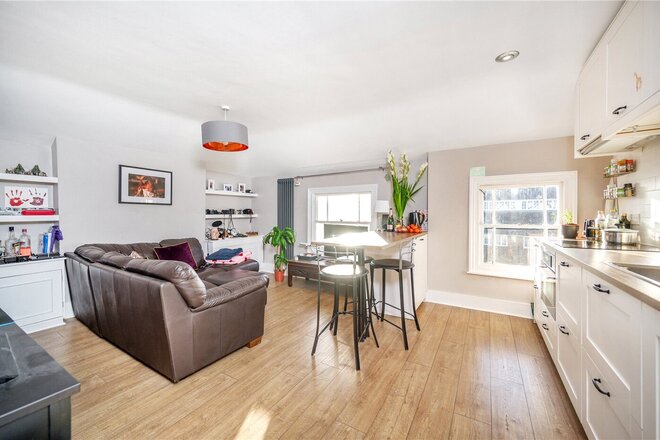 St Johns Road, Richmond, TW9