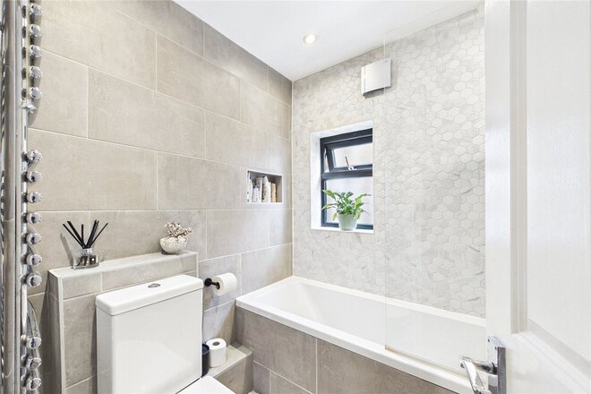 Ashlake Road, London, SW16
