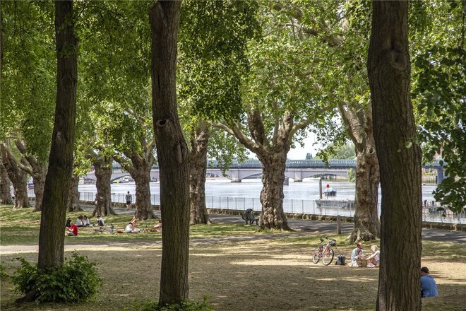 Point Pleasant, London, SW18