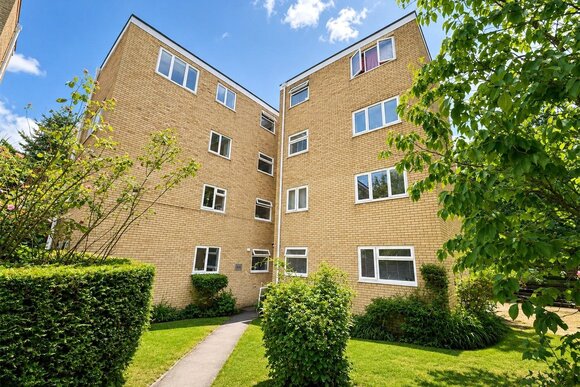 Steepdene, Poole, BH14