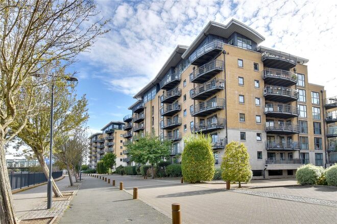 Stretton Mansions, Deptford, SE8